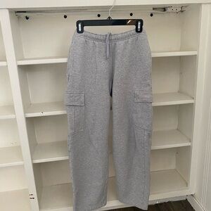 Aritzia Light Grey Women’s Sweatfleece Cargo Pants
